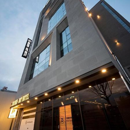 Browndot Hotel Guseo Busan Buitenkant foto