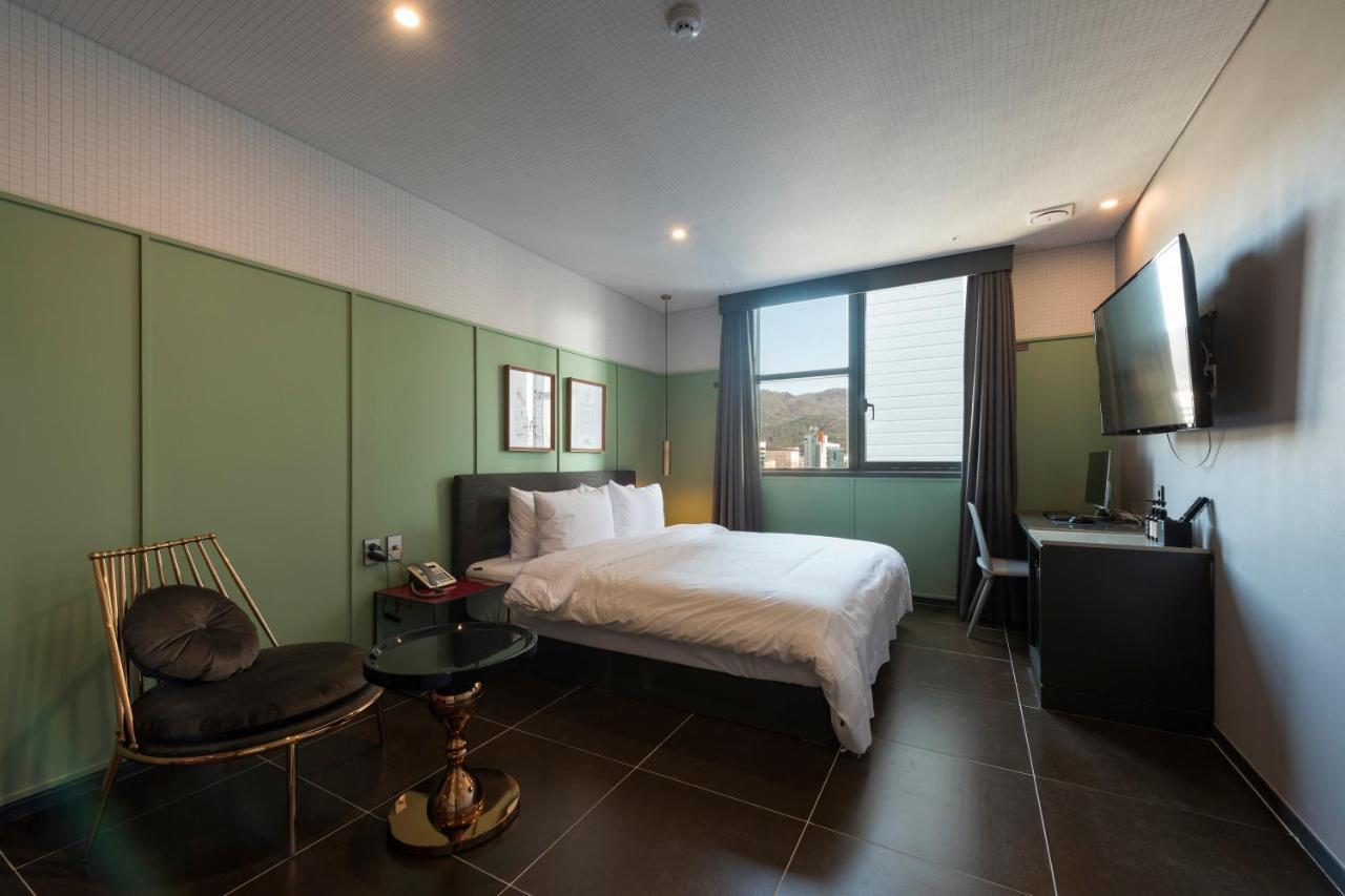 Browndot Hotel Guseo Busan Buitenkant foto