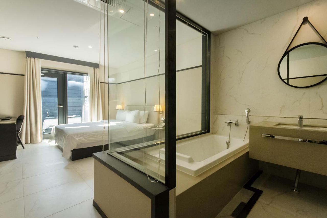 Browndot Hotel Guseo Busan Buitenkant foto